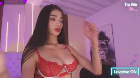 Snapshot of vega_roux chatting on 04/07/26, 07:09 VEGA online show from 04/07/26, 07:09