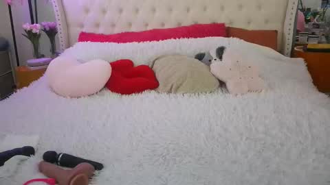 Vegas Dani online show from 04/24/26, 02:19