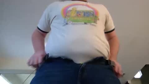 Snapshot of vegasbiman chatting on 12/18/24, 12:10 vegasbiman online show from 12/18/24, 12:10