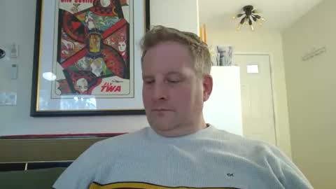 Snapshot of vegasbiman chatting on 12/18/24, 10:57 vegasbiman online show from 12/18/24, 10:57