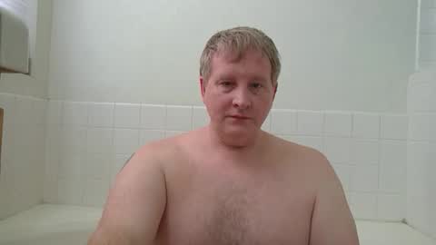 Snapshot of vegasbiman chatting on 12/15/25, 05:17 vegasbiman online show from 12/15/25, 05:17