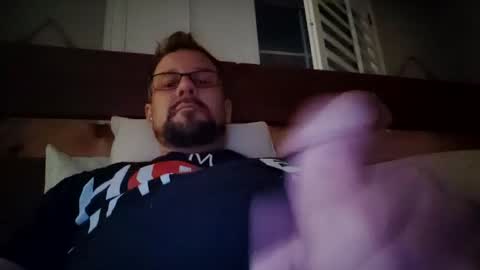 Snapshot of vegasdadbod chatting on 06/18/26, 08:25 vegasdadbod online show from 06/18/26, 08:25