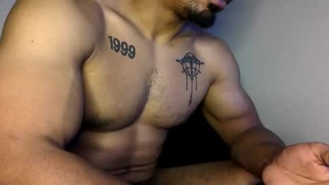 Vegas Love online show from 11/18/25, 07:57