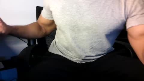 Snapshot of vegasluv702 chatting on 07/17/26, 03:02 Vegas Love online show from 07/17/26, 03:02