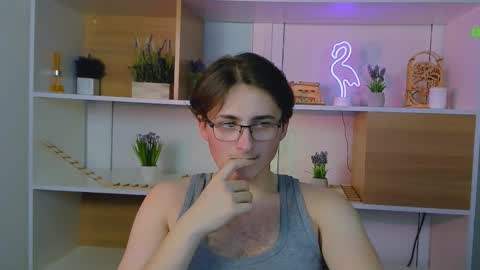 Snapshot of veldi_to chatting on 12/16/25, 12:26 veldi_to online show from 12/16/25, 12:26