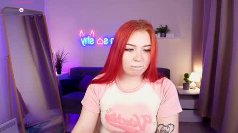 Snapshot of velissealace chatting on 11/03/25, 01:12 Alice online show from 11/03/25, 01:12