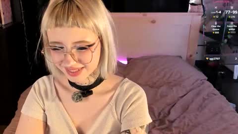 Snapshot of velor_velmochi chatting on 03/10/26, 01:16 Ana Velor online show from 03/10/26, 01:16