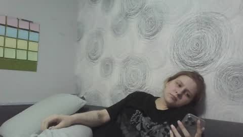 Hi im Hannah online show from 06/14/26, 11:51