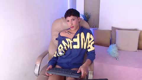 An online show from 06/10/26, 04:34