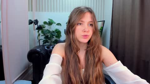 Snapshot of velvet_cherry chatting on 02/01/25, 07:23 velvet_cherry online show from 02/01/25, 07:23