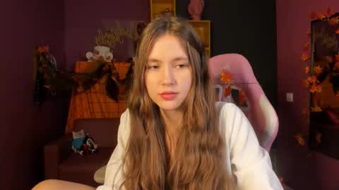Snapshot of velvet_cherry chatting on 10/15/25, 03:56 velvet_cherry online show from 10/15/25, 03:56