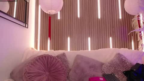 Emma Curly online show from 05/19/26, 12:11