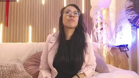 Emma Curly online show from 05/20/26, 12:22