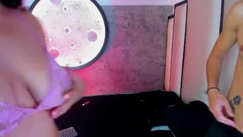 Stefany Y Diego online show from 04/30/26, 12:00