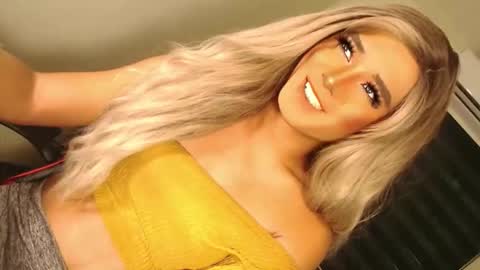 Richy will make you fall in love online show from 10/19/25, 12:33