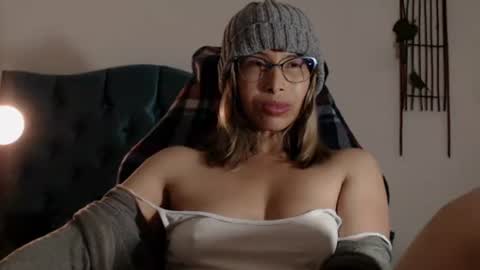 Andrea online show from 10/30/25, 08:20