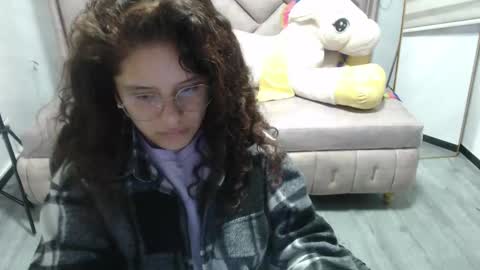 velvet_moon_v online show from 11/14/25, 01:32