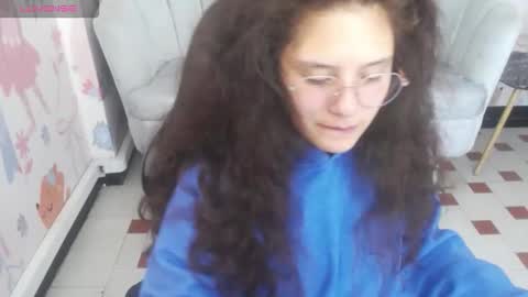 Snapshot of velvet_moon_v chatting on 03/25/26, 01:28 velvet_moon_v online show from 03/25/26, 01:28
