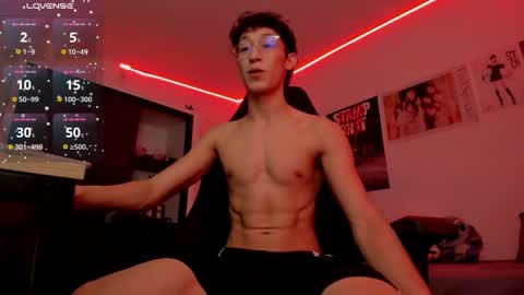 Snapshot of velvet_skyn chatting on 01/17/26, 05:12 juansito online show from 01/17/26, 05:12