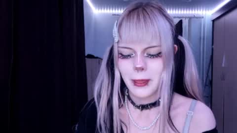 Snapshot of velvetalice chatting on 04/01/26, 07:44 Alice online show from 04/01/26, 07:44