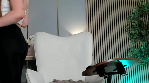 Velvet online show from 06/07/26, 03:10