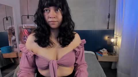 Snapshot of velvettease_ chatting on 07/11/26, 01:14 velvettease_ online show from 07/11/26, 01:14