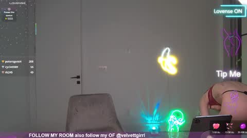 Snapshot of velvettgirl chatting on 04/08/26, 03:17 VelvetTGirl online show from 04/08/26, 03:17