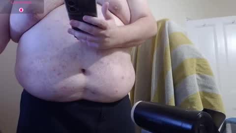 Snapshot of velyass chatting on 11/15/25, 08:38 Velyas online show from 11/15/25, 08:38