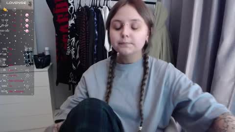 Snapshot of vendymories chatting on 02/21/26, 04:08 eva 3 online show from 02/21/26, 04:08