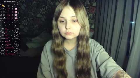 Snapshot of vendymories chatting on 03/13/26, 08:04 eva 3 online show from 03/13/26, 08:04