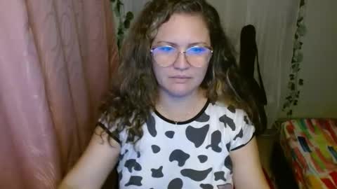 Snapshot of venecasexy44 chatting on 10/10/25, 09:52 venecasexy44 online show from 10/10/25, 09:52
