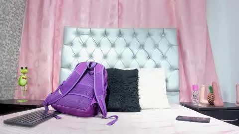 veneno hot online show from 12/15/25, 01:04