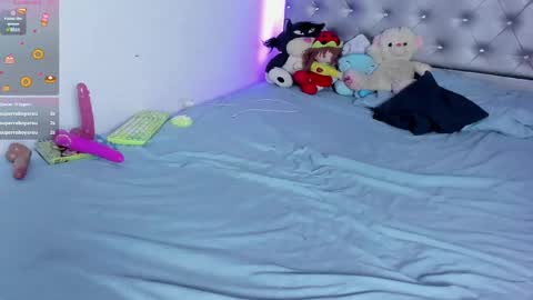 Snapshot of venezolanacute01 chatting on 03/05/25, 03:18 Antonella online show from 03/05/25, 03:18