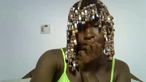 Snapshot of venom_kisses5050 chatting on 03/01/26, 04:42 venom_kisses5050 online show from 03/01/26, 04:42