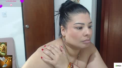 Snapshot of venus1111_ chatting on 05/16/26, 12:29 HI IM VENUS SMALL BOOBS BIG HEART WARM PUSSY online show from 05/16/26, 12:29