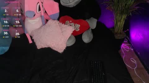 eva online show from 11/10/25, 11:26