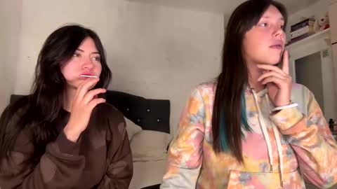 venus_art11 online show from 12/16/24, 06:21