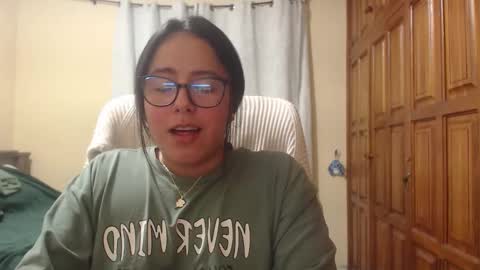 Snapshot of venus_cat_ chatting on 02/20/26, 02:08 Venus online show from 02/20/26, 02:08