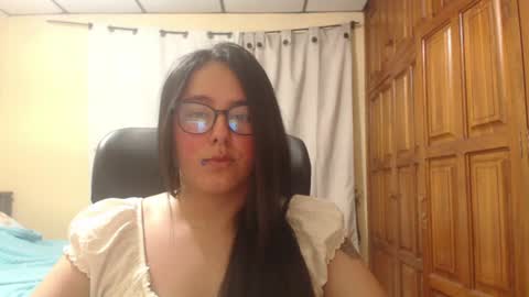 Venus online show from 06/15/26, 11:51
