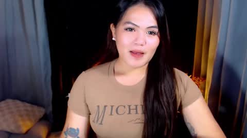Snapshot of venus_colly chatting on 06/05/26, 02:07 I am Colly Your mystery girl online show from 06/05/26, 02:07