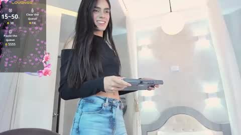 VENUS online show from 02/12/25, 12:01