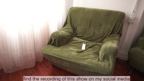 Snapshot of venus_in_jeans chatting on 03/31/26, 09:10 Bella online show from 03/31/26, 09:10