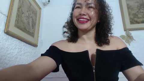 venus_lov online show from 11/21/25, 10:25