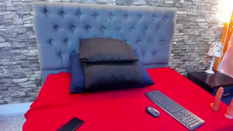 Snapshot of venus_medussa chatting on 02/08/25, 08:20 Medussa online show from 02/08/25, 08:20