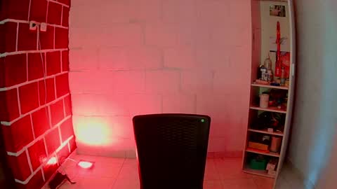 emily independent account  MY conextion 1100 GTM  to  17hr GTM online show from 12/31/24, 05:18