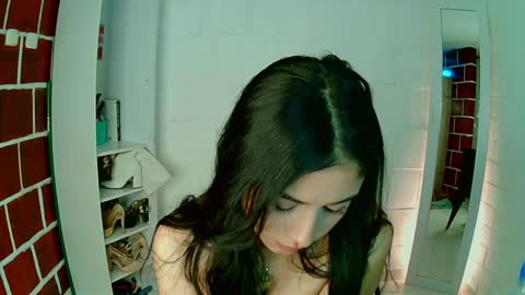 emily independent account  MY conextion 1100 GTM  to  17hr GTM online show from 01/06/25, 11:42