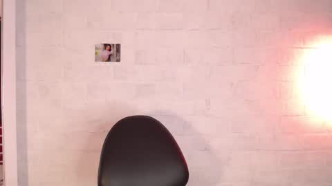 emily independent account  MY conextion 1100 GTM  to  17hr GTM online show from 03/08/25, 12:00