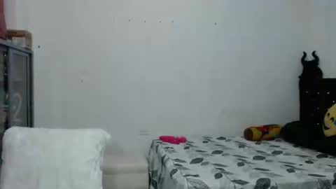 venus_menoza online show from 12/27/24, 03:26