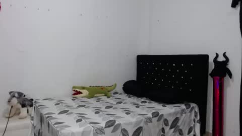 venus_menoza online show from 02/11/25, 12:58