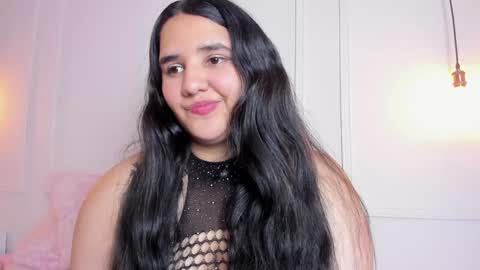 Snapshot of venus_naughty_1 chatting on 12/31/24, 02:58 Sofi online show from 12/31/24, 02:58
